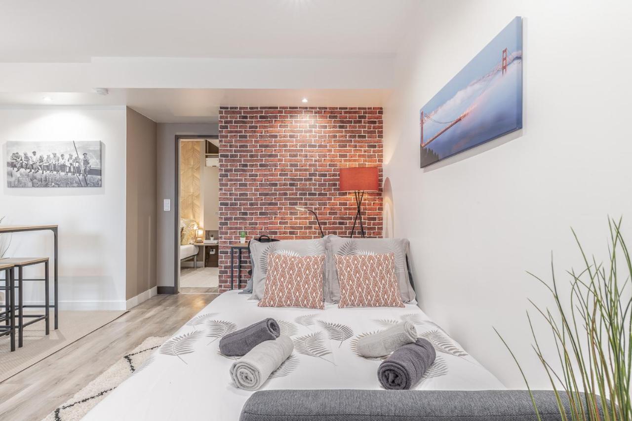 Aux Portes De Bordeaux Le Golden Gate Mindurguest Lormont Ngoại thất bức ảnh